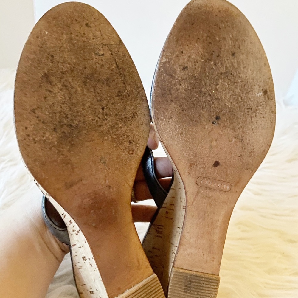 Coach Lannie Sandals size 8 - Picture 7 of 7